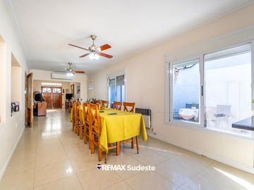 CASA  CON PILETA !!! GUATEMALA 19 APTA CREDITO!!
