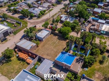 LOTE CERRADO. OPCION DE COMPRAR EL CONTIGUO