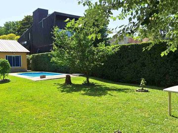 VENTA LOTE 480 m2 CON PILETA + CASA