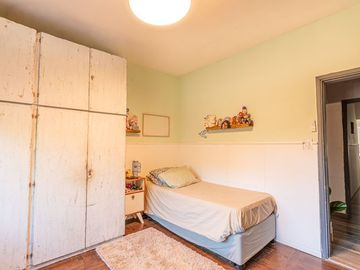 Venta Casa 3 Amb, Hurlingham, c/pileta. Exc. ubica