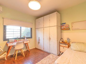 Venta Casa 3 Amb, Hurlingham, c/pileta. Exc. ubica