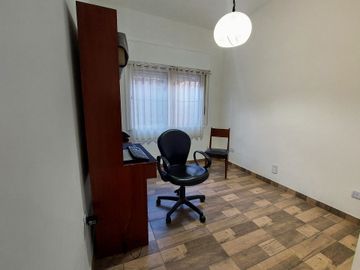 VENTA CASA MULTIFAMILIAR RENOVADA EN SAN ANDRES