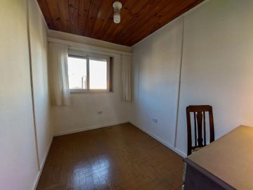 VENTA CASA MULTIFAMILIAR RENOVADA EN SAN ANDRES