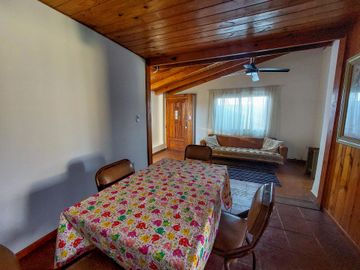 VENTA CASA MULTIFAMILIAR RENOVADA EN SAN ANDRES