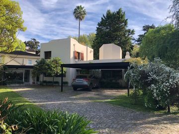 VENTA CASA HIGHLAND PARK - EXCELENTE OPORTUNIDAD