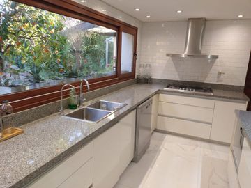VENTA CASA HIGHLAND PARK - EXCELENTE OPORTUNIDAD