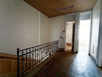 PH en VENTA a refaccionar en Flores - APTO CREDITO