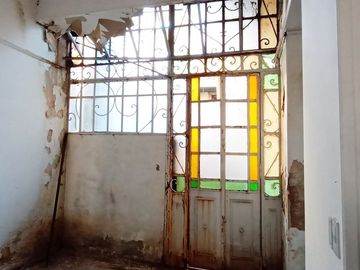 PH en VENTA a refaccionar en Flores - APTO CREDITO