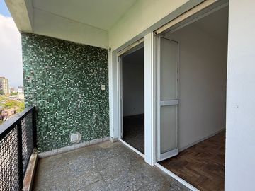 VENTA DEPTO 4 AMBIENTES FLORES NORTE