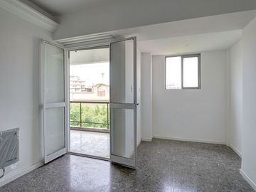 VENTA DEPTO 4 AMBIENTES FLORES NORTE