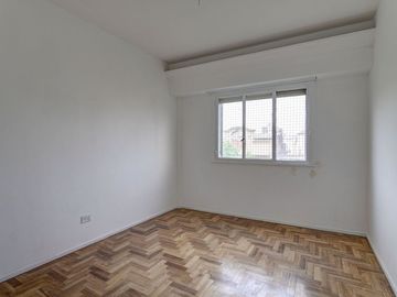 VENTA DEPTO 4 AMBIENTES FLORES NORTE