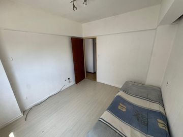 Venta - Departamento 2 ambientes - Liniers