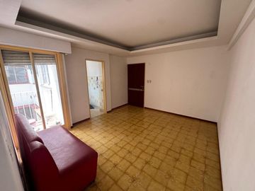 Venta - Departamento 2 ambientes - Liniers