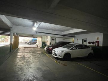 VENTA COCHERA BELGRANO ESQ CABILDO PLANTA BAJA