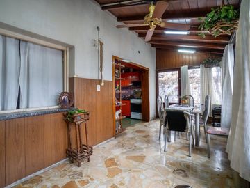 VENTA CASA 3 AMB. CASEROS  FINANCIA 50%