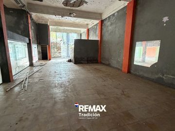 Local comercial en venta – Arturo Illia – 1750 m²