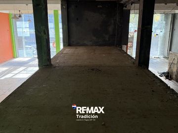 Local comercial en venta – Arturo Illia – 1750 m²