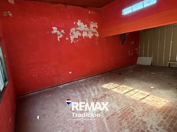 Local comercial en venta – Arturo Illia – 1750 m²