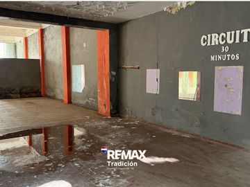 Local comercial en venta – Arturo Illia – 1750 m²