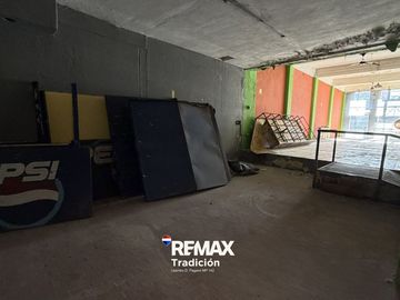 Local comercial en venta – Arturo Illia – 1750 m²