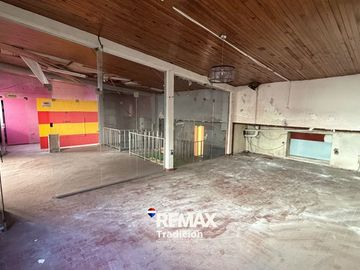 Local comercial en venta – Arturo Illia – 1750 m²