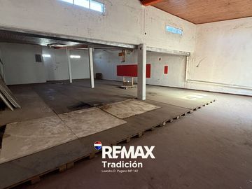 Local comercial en venta – Arturo Illia – 1750 m²
