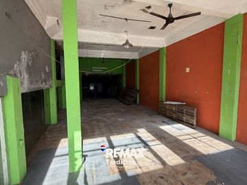Local comercial en venta – Arturo Illia – 1750 m²