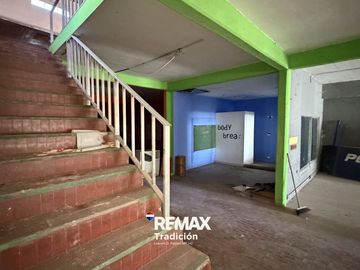 Local comercial en venta – Arturo Illia – 1750 m²