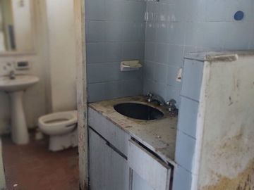 VENTA DEPOSITO EN 5 PLANTAS C/MONTACARGA