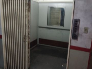 VENTA DEPOSITO EN 5 PLANTAS C/MONTACARGA