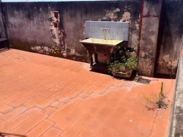 VENTA DEPOSITO EN 5 PLANTAS C/MONTACARGA