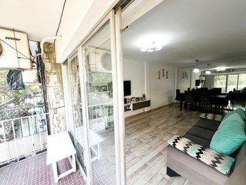 VENTA 4 AMB MAS DEPENDENCIA Y BALCÓN APTO CRÉDITO!
