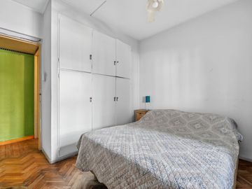 Depto 2 ambientes venta Caballito patio apto cred.