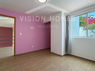 Casa en venta con amplios espacios y excelente distribución