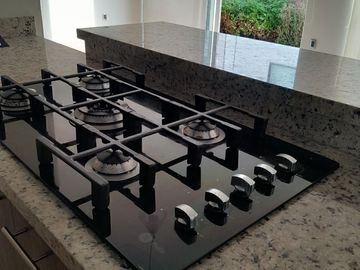 Casa en Renta, La Condesa Juriquilla, 4 Recs., 4 estacionamientos. Vigilancia.