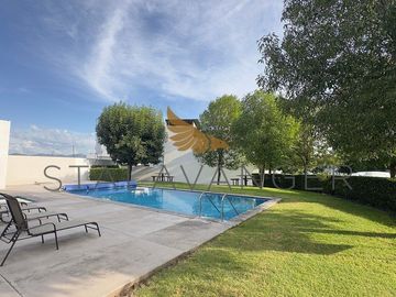 Duplex en Renta  en Las Condes III con vista privilegiada a la cañada