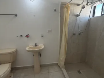 ??Casa  en Venta en Fraccionamiento Cumbres Provenza, unica en Esquina en una ubicación privilegiada