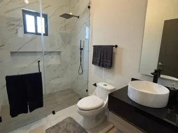 Casa en Venta en Carretera Nacional, Santiago, N.L.