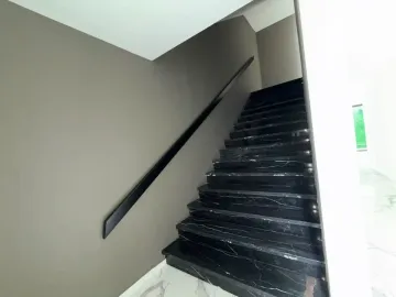 Hermosa casa en venta en Lomas Cascatta