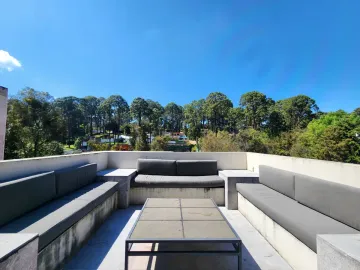Casa en venta en Avandaro, Valle de Bravo, México