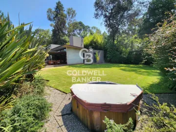 Casa en venta en Avandaro, Valle de Bravo, México