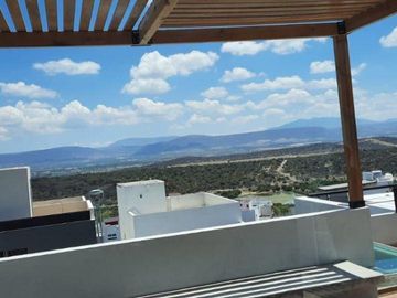 Casa en conCasa Equipada en Renta en Zibatá, Querétaro con Roof Gardendominio