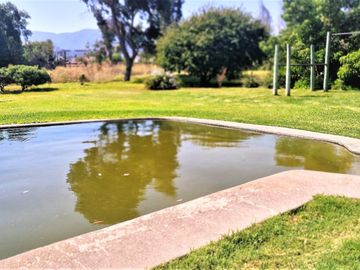 En venta hermosa casa  de 2 pisos, 310 m2., San Isidro, Quillota. 14.976 UF