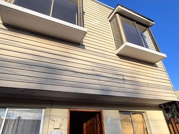 Venta de amplia casa recién remodelada, 4 dormitorios, en Limache. 68 M$