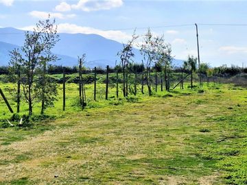 Venta de parcela plana de  5.752 m2., en Quillota. 2.495 UF.