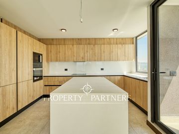 Impresionante penthouse nor oriente