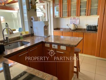 Espectacular Casa en Condominio Exclusivo en Jardín del Mar: Amplitud, Seguridad y Confort