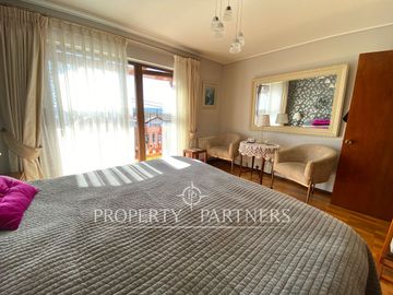 Espectacular Casa en Condominio Exclusivo en Jardín del Mar: Amplitud, Seguridad y Confort