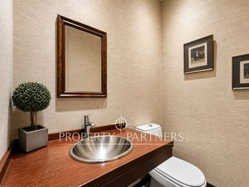 Gran casa Mediterránea en condominio Mirador de San Damián