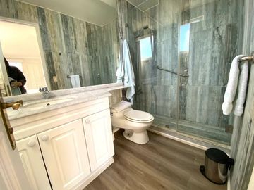 ARRIENDO POR DIA  ENERO 2027 Departamento en primera línea en exclusivo condominio